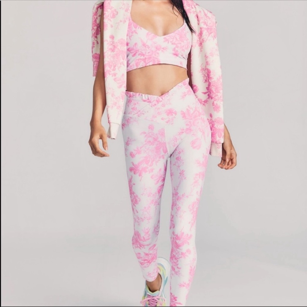 LoveShackFancy Pink and White Floral Leggings - Picture 4 of 9